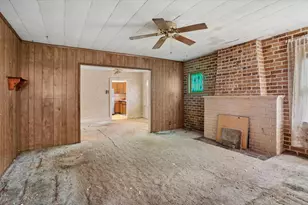 127 S Princeton Ave, Villa Park, IL 60181 - Photo 3