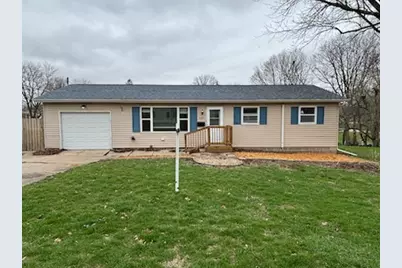 402 NE 2nd Avenue, Galva, IL 61434 - Photo 1