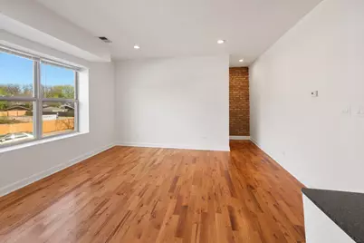7223 N Rogers Avenue #1, Chicago, IL 60645 - Photo 5