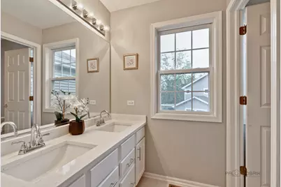 2213 Apple Hill Lane, Buffalo Grove, IL 60089 - Photo 17