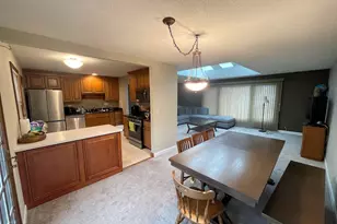 525 Ramblewood Ct, Lake Zurich, IL 60047 - Photo 5