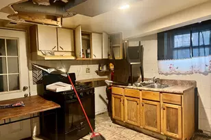 3318 W 62nd St, Chicago, IL 60629 - Photo 7