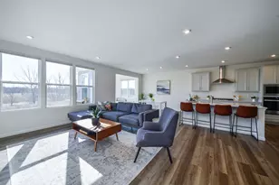 564 Thorne St, Batavia, IL 60510 - Photo 7