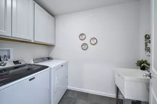 564 Thorne St, Batavia, IL 60510 - Photo 15