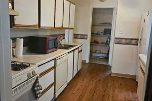 11722 S Parnell Ave, Chicago, IL 60628 - Photo 13