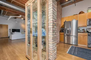 1330 W Monroe St, Chicago, IL 60607 - Photo 11