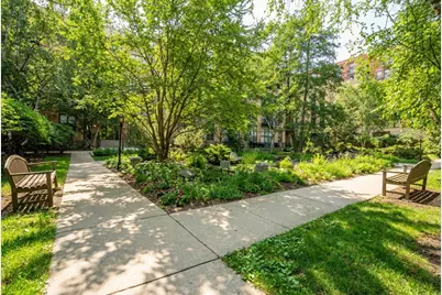 1330 W Monroe Street #410, Chicago, IL 60607 - Photo 31