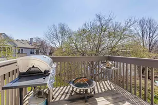 1963 Gary Ct, Schaumburg, IL 60193 - Photo 11