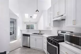 1963 Gary Ct, Schaumburg, IL 60193 - Photo 7