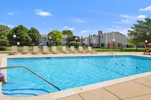 437 Maple Dr, Wheeling, IL 60090 - Photo 21