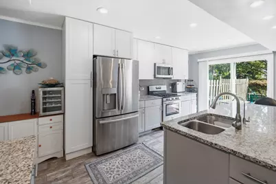 437 Maple Drive, Wheeling, IL 60090 - Photo 5