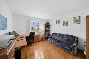 2552 Whitehall Ln, Naperville, IL 60564 - Photo 21