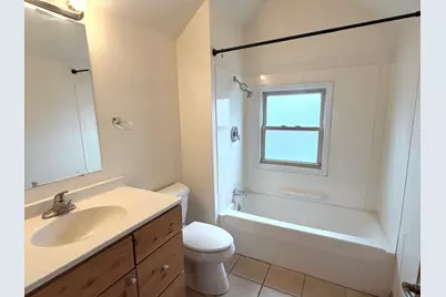 1408 Creve Coeur Street, Lasalle, IL 61301 - Photo 11