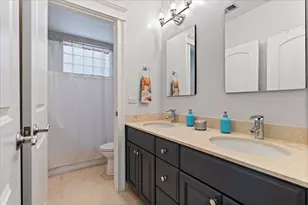 3638 N Wayne Ave, Chicago, IL 60613 - Photo 19