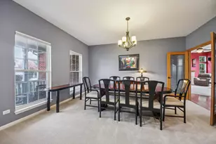 224 Cross Creek Ln, Lindenhurst, IL 60046 - Photo 9