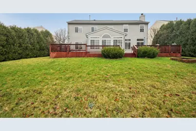 224 Cross Creek Lane, Lindenhurst, IL 60046 - Photo 35