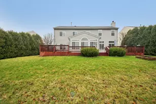 224 Cross Creek Ln, Lindenhurst, IL 60046 - Photo 35