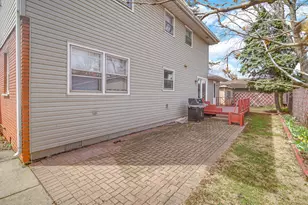 17525 Maple Ave, Lansing, IL 60438 - Photo 27