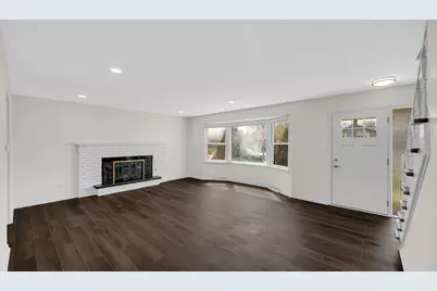 17525 Maple Avenue, Lansing, IL 60438 - Photo 3