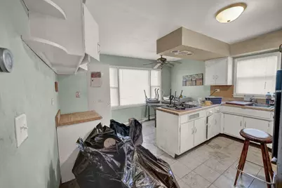 16934 Annetta Avenue, Hazel Crest, IL 60429 - Photo 5