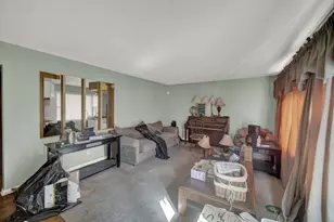 16934 Annetta Ave, Hazel Crest, IL 60429 - Photo 3