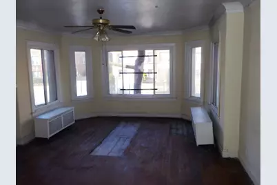 8223 S Ingleside Avenue, Chicago, IL 60619 - Photo 7