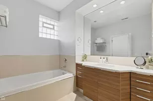 2818 W Chicago Ave, Chicago, IL 60622 - Photo 13