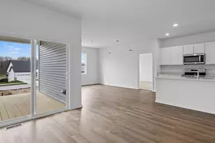 17523 W Windemere Cir, Lockport, IL 60441 - Photo 7