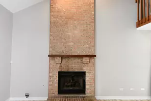 121 Cammeron Ct, Aurora, IL 60504 - Photo 5
