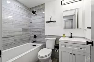 823 Georgean Ln, Schaumburg, IL 60193 - Photo 23
