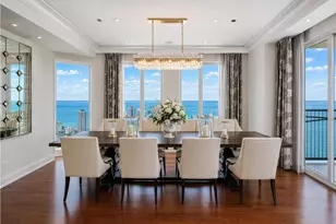 11 E Walton St, Chicago, IL 60611 - Photo 3