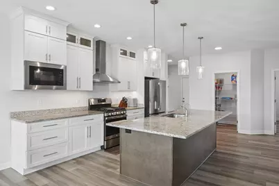 7803 Gleenwood Drive, Roscoe, IL 61073 - Photo 5