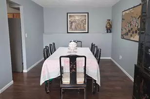 8815 W Golf Rd, Niles, IL 60714 - Photo 13