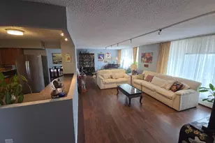 8815 W Golf Rd, Niles, IL 60714 - Photo 11