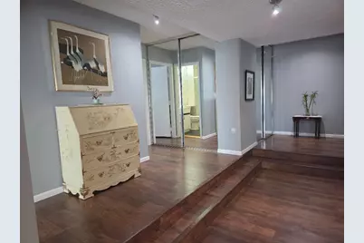 8815 W Golf Road #3A, Niles, IL 60714 - Photo 3
