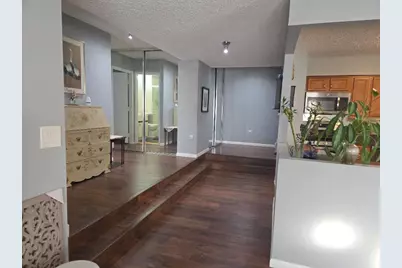 8815 W Golf Road #3A, Niles, IL 60714 - Photo 3