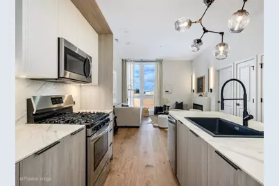 11 W Prospect Avenue #405, Mount Prospect, IL 60056 - Photo 3