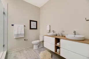 790 E Irving Park Rd, Roselle, IL 60172 - Photo 15