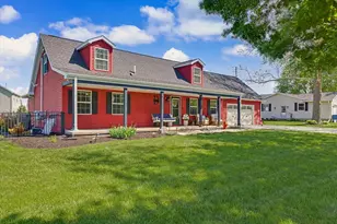 1202 Peters Dr, Saint John, IL 61873 - Photo 3