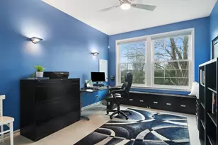 2248 Avalon Dr, Buffalo Grove, IL 60089 - Photo 13