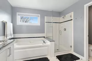 2248 Avalon Dr, Buffalo Grove, IL 60089 - Photo 23