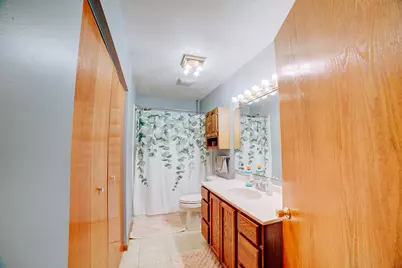 520 N 6th Street, Watseka, IL 60970 - Photo 15