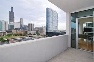 123 S Green St, Chicago, IL 60607 - Photo 13