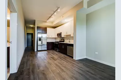 851 W Grand Avenue #102, Chicago, IL 60642 - Photo 3