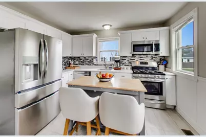 9501 Jackson Avenue, Brookfield, IL 60513 - Photo 5