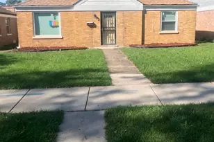 324 Frederick Ave, Bellwood, IL 60104 - Photo 1