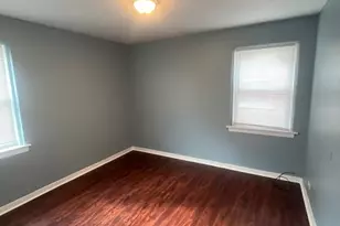 324 Frederick Ave, Bellwood, IL 60104 - Photo 5