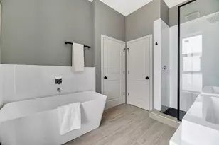 288 Stonington Dr, Bloomingdale, IL 60108 - Photo 15