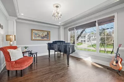 439 Hill Avenue, Glen Ellyn, IL 60137 - Photo 7