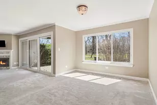 563 Woodview Rd, Lake Barrington, IL 60010 - Photo 9